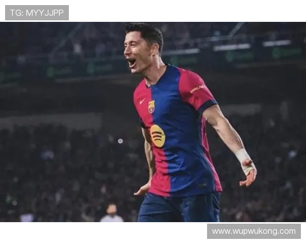 C罗与莱万：进球效率及战术角色对比分析