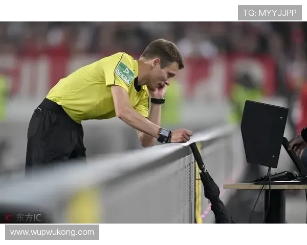 VAR判罚依据如何确定?揭秘裁判背后的关键规则逻辑 VAR判罚依据如何确定?揭秘裁判背后的关键规则逻辑