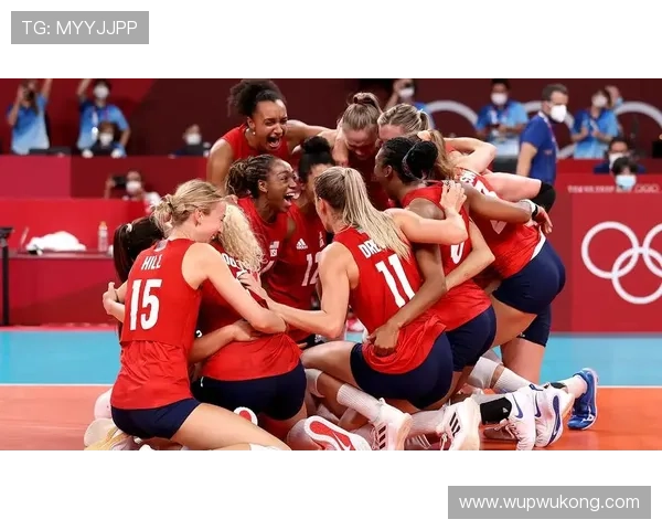 乔丹·汤普森训练完直接去超市抢购蛋白粉，这自律程度让隔壁健身房情侣都沉默了