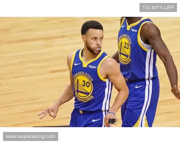 斯科蒂·巴恩斯利用挡拆拉开空位 提升三分投篮效率明显