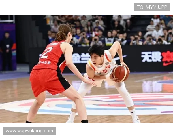 杨舒予餐厅点餐堪比投资组合，给我来个绝对稳赚钱款！