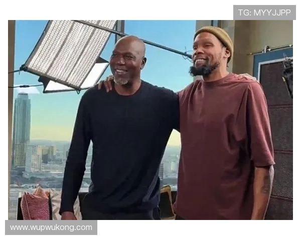 奥拉朱旺内线背身单打命中率显著高于 contemporaries，提升球队禁区效率