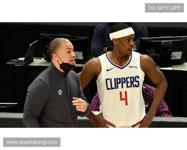 拉简·隆多利用快速突破改变球队组织节奏提升关键时刻表现